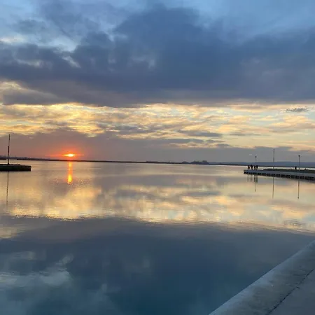 Tulipanos Haz Apartament Velence