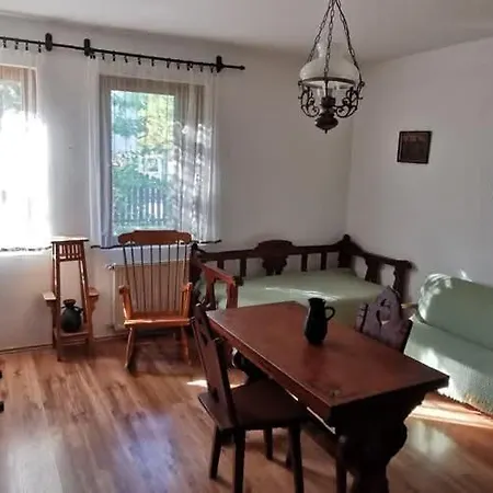 Tulipanos Haz Apartament