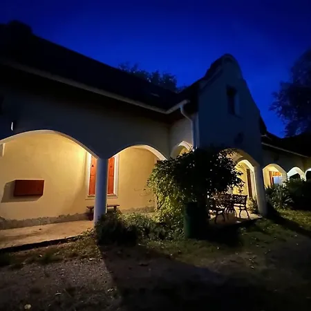 Appartement Tulipanos Haz