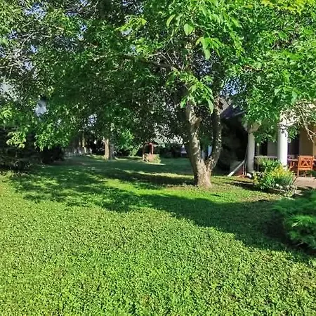 Tulipanos Haz Apartament Velence